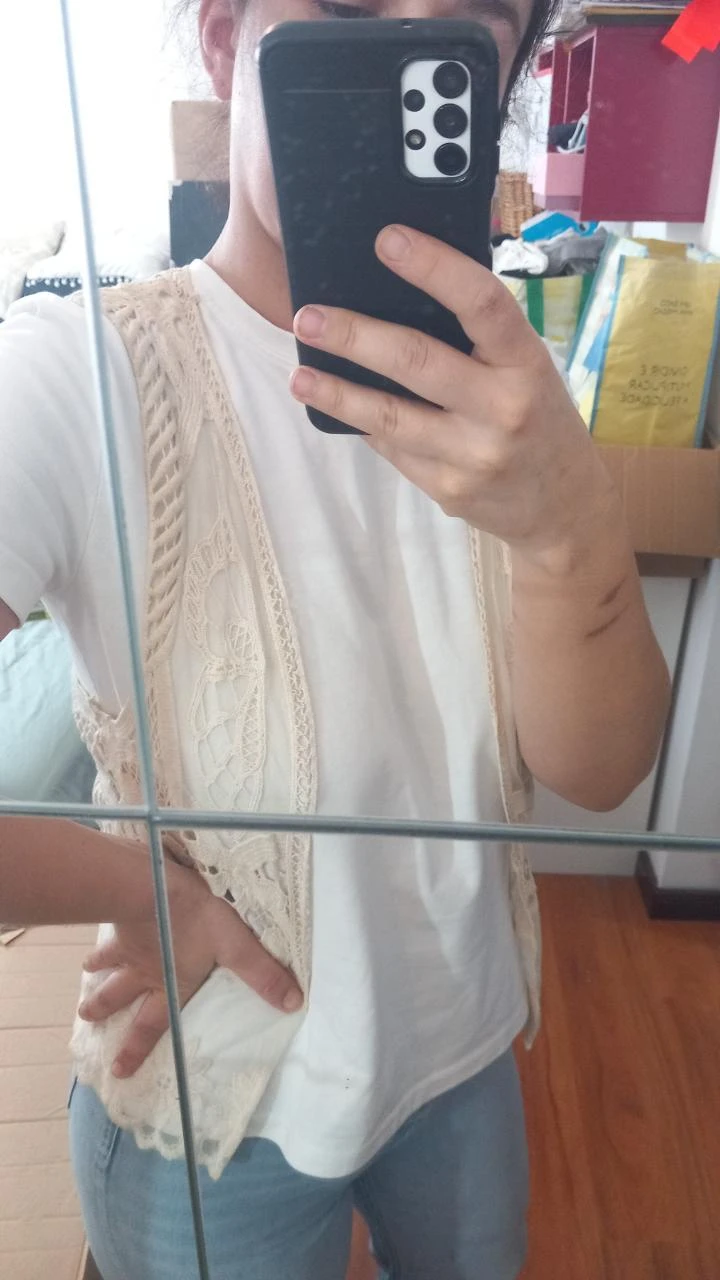Gilet bege de renda / crochê Pull & Bear – Tamanho M | Colete bege rendado – photo 6